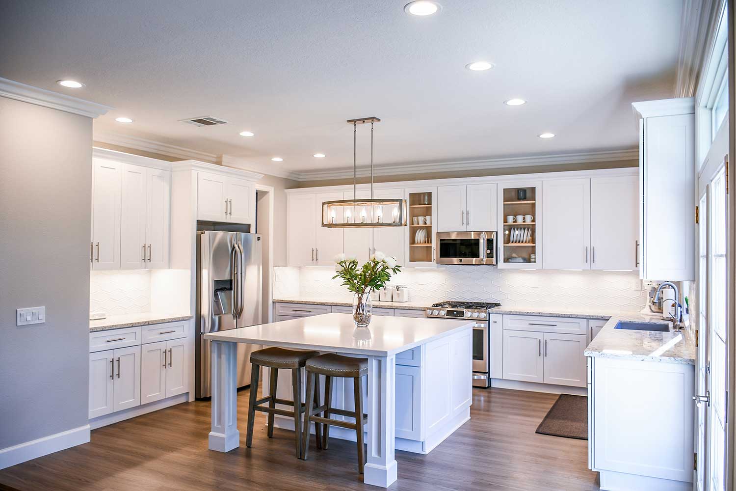 Why a Cash Offer Can Be Better Than Selling With a Real Estate Agent in Phoenix